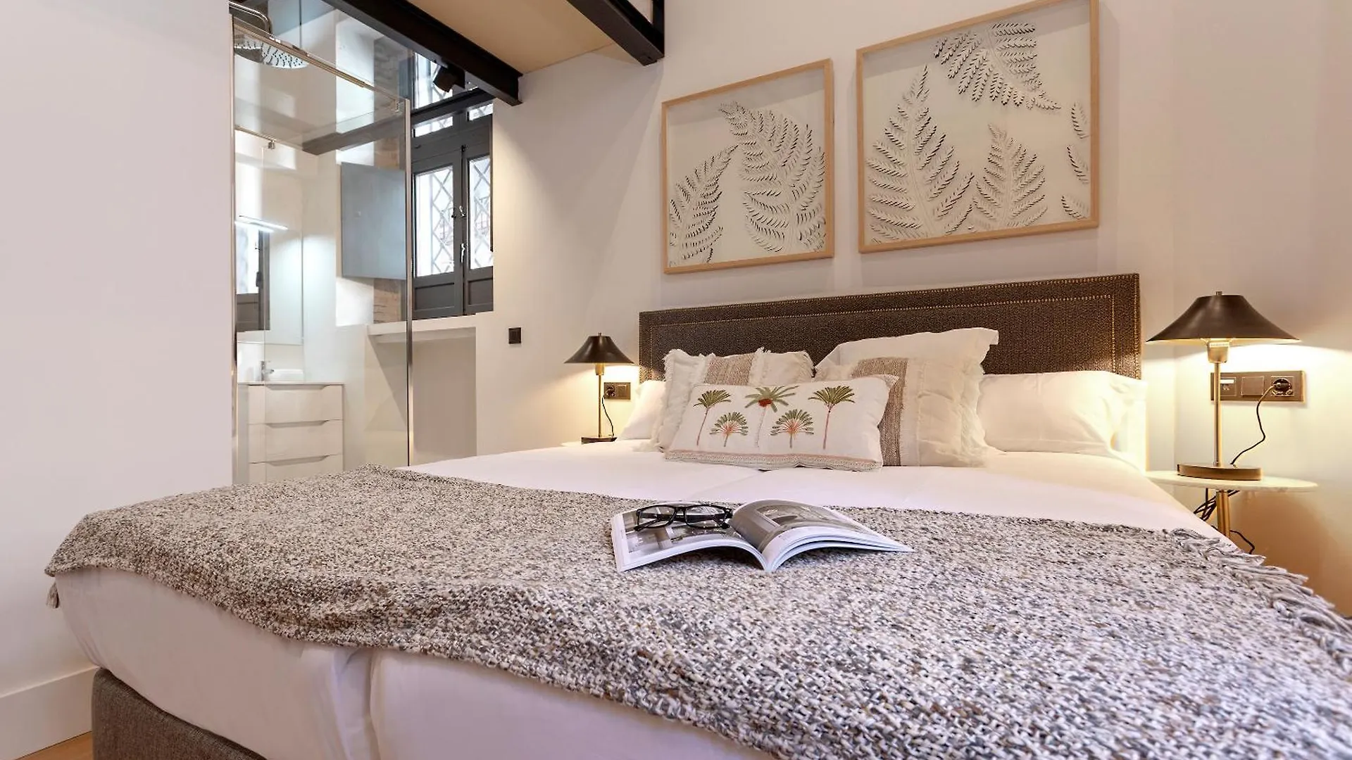 Genteel Home Almansa Sevilla 0*,  Spanien